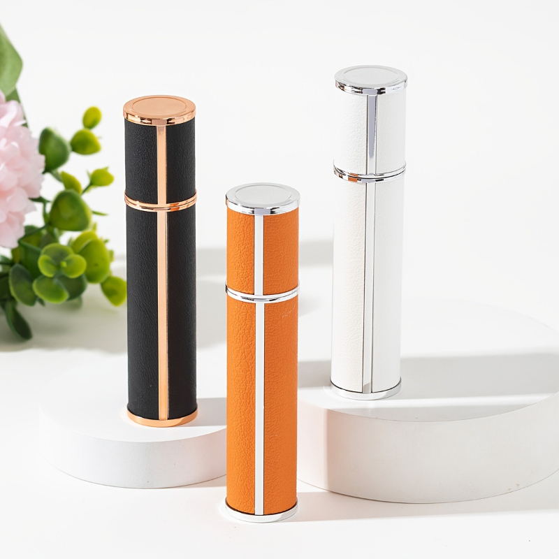 Bouteille de parfum en cuir de - Perfume Fragrance One avis et prix